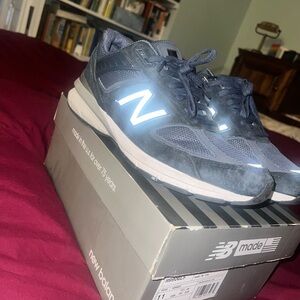 New Balance 990v5 Navy blue